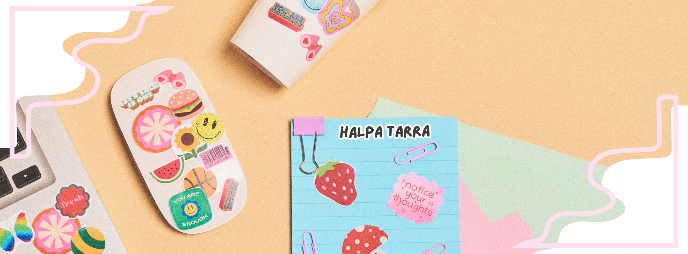 HalpaTarra verkkokaupan banneri, jossa esitellään edulliset ja kotimaiset tarrat sekä paperiephemerat askarteluun.
